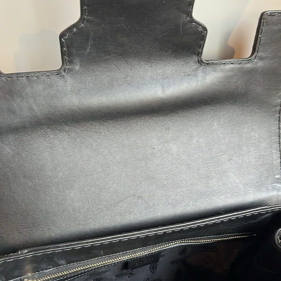 Gucci Large Queen Black Dialux Coated Canvas Tote - Picture 10 of 14